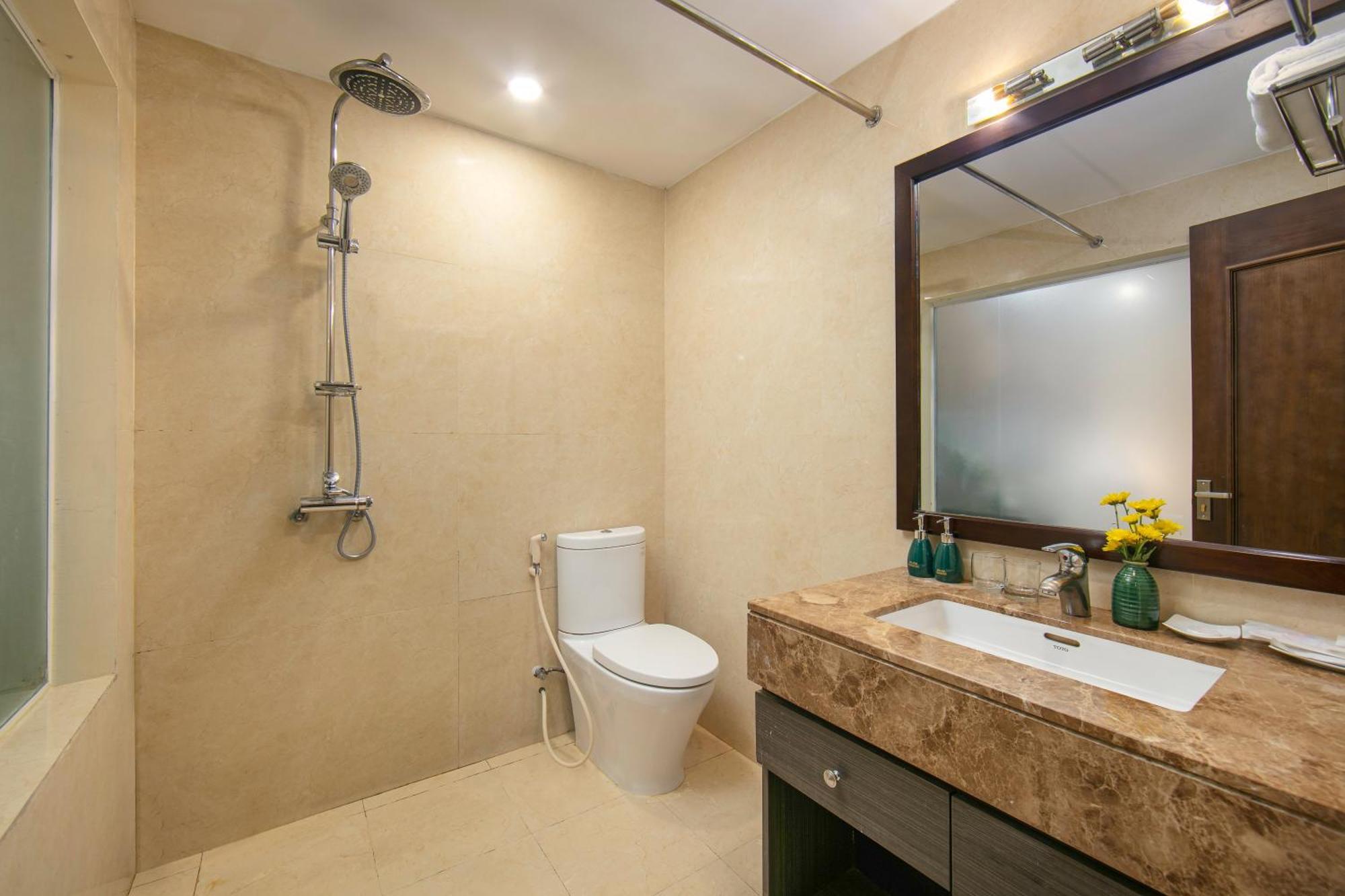Brilliant Me Tri Hotel & Spa Hanoi Exterior foto